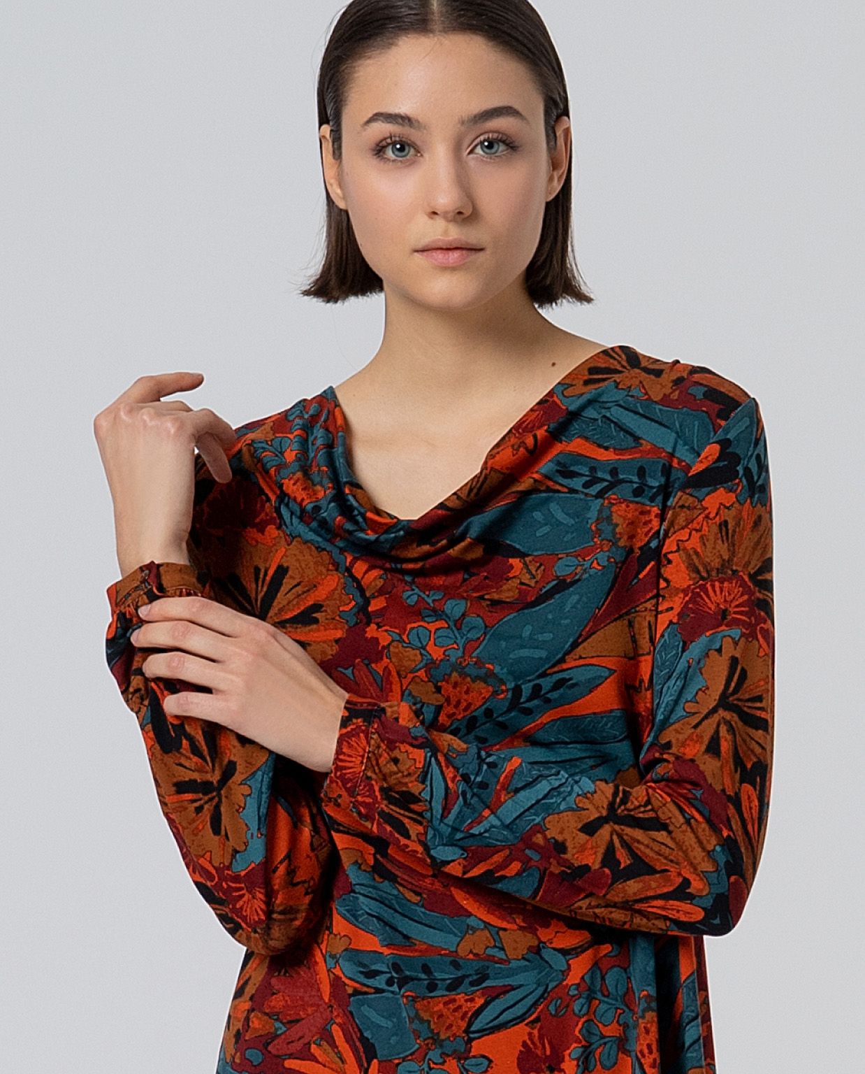 Vestido corto con vuelo y escote drapeado Teja SURKANA - Imagen 2