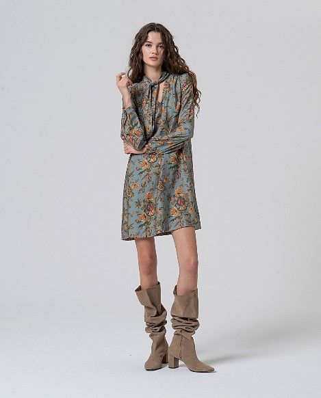 Vestido corto con lazada en cuello Multi  SURKANA