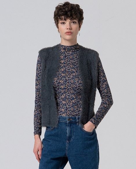 Chaleco de tricot efecto pelo. Gris  SURKANA
