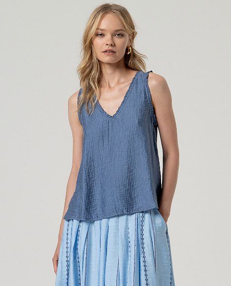 Top tirantes escote pico Azul Acero   SURKANA