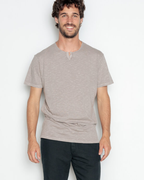 Camiseta Flamé Liso Talp POU NOU
