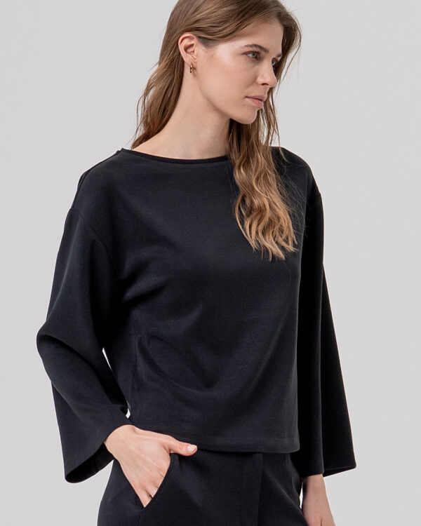 Camiseta con cuello barco y manga ancha Negro  SURKANA