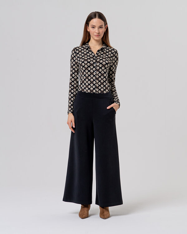Pantalón ancho Negro  SURKANA